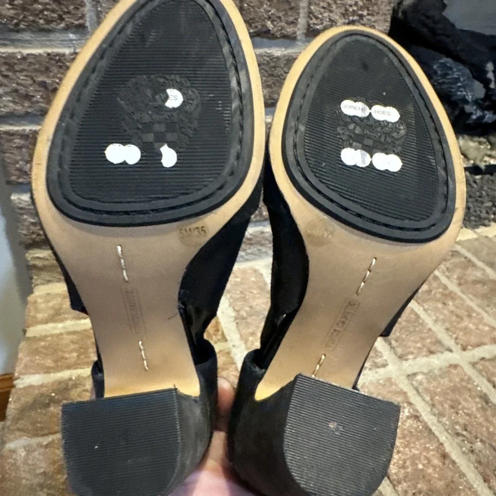 Vince Camuto vince camuto